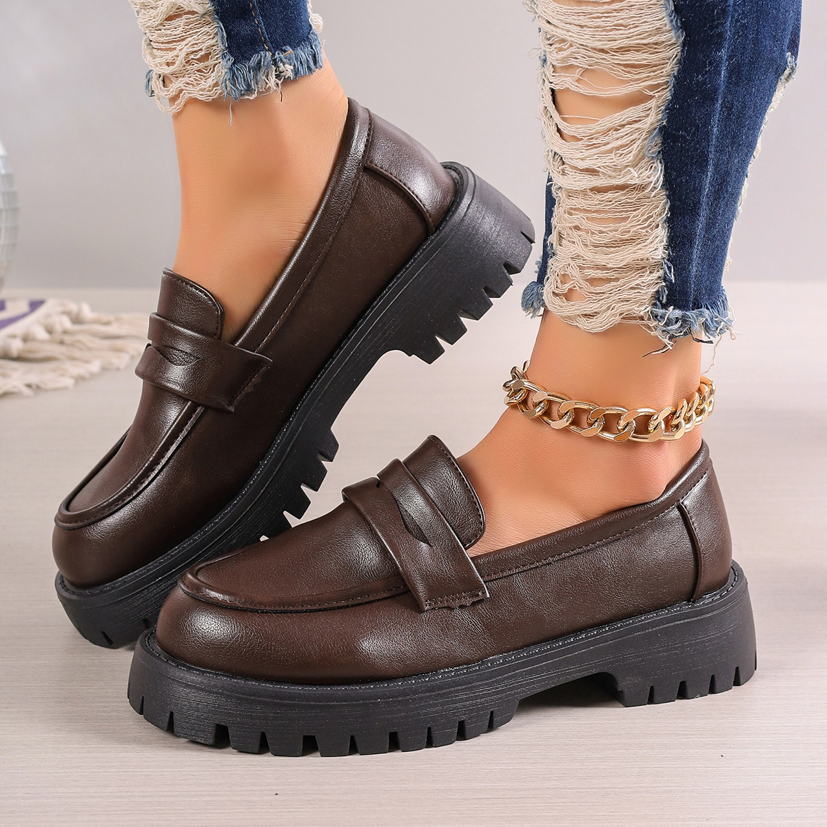 Street Fashion Walking - New Women's Solid Color Platform Loafers