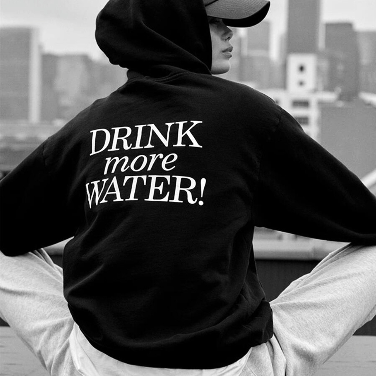 Health Club New York Letters P - Street Style New York Fashion บทวิจารณ์และราคา