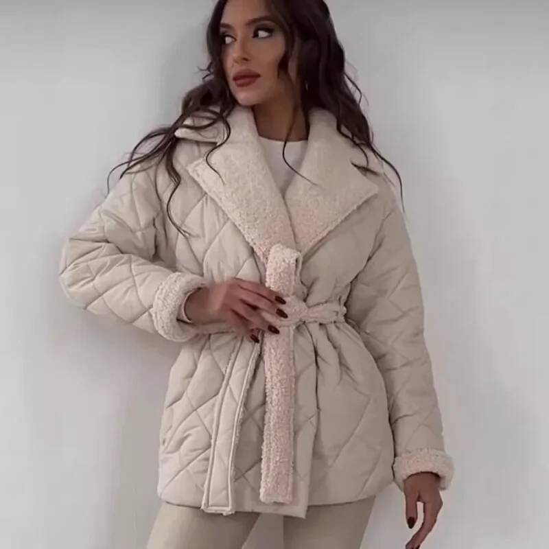 Elegant Quilted With Faux Fur  - Street Fashion Fall 2025 บทวิจารณ์และราคา
