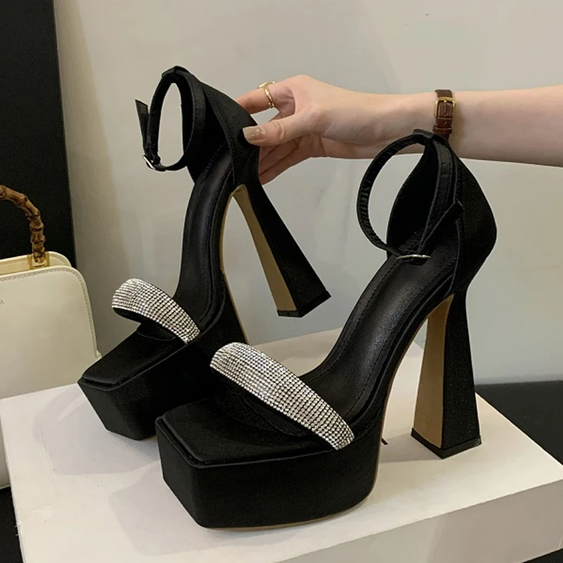 Eilyken Fashion CRYSTAL Buckle - Street Fashion Ladies บทวิจารณ์และราคา