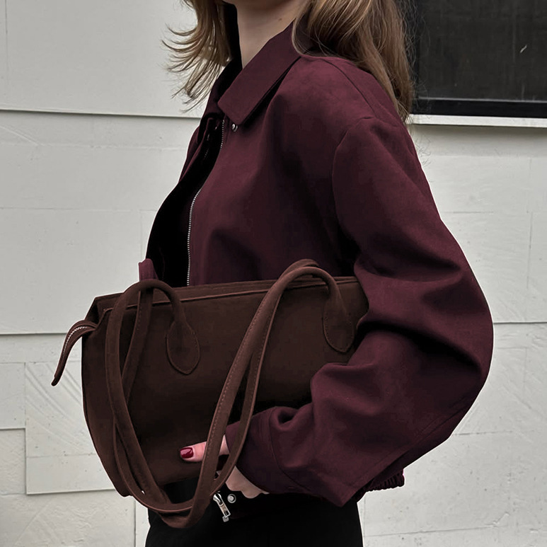 Fall Winter 2025 Wine Red Joke - Street Fashion Fall 2025 บทวิจารณ์และราคา