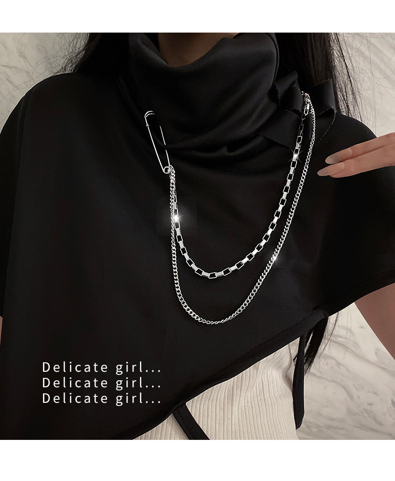 Punk Pendant Double Pin Clip C - Street Fashion In Korea บทวิจารณ์และราคา