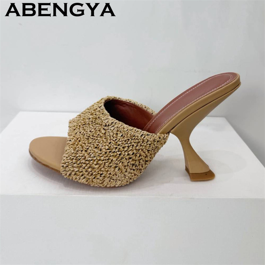 StrangeThin High Heel Slippers - Street Fashion Rome 2026 บทวิจารณ์และราคา